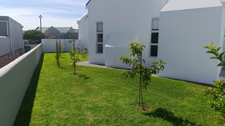 To Let 3 Bedroom Property for Rent in Laguna Sands Western Cape